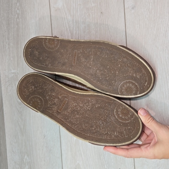 Durango Women 2" LStyle Sandstone Emboss Leather Western hobo shoes sz 9M - Picture 11 of 13